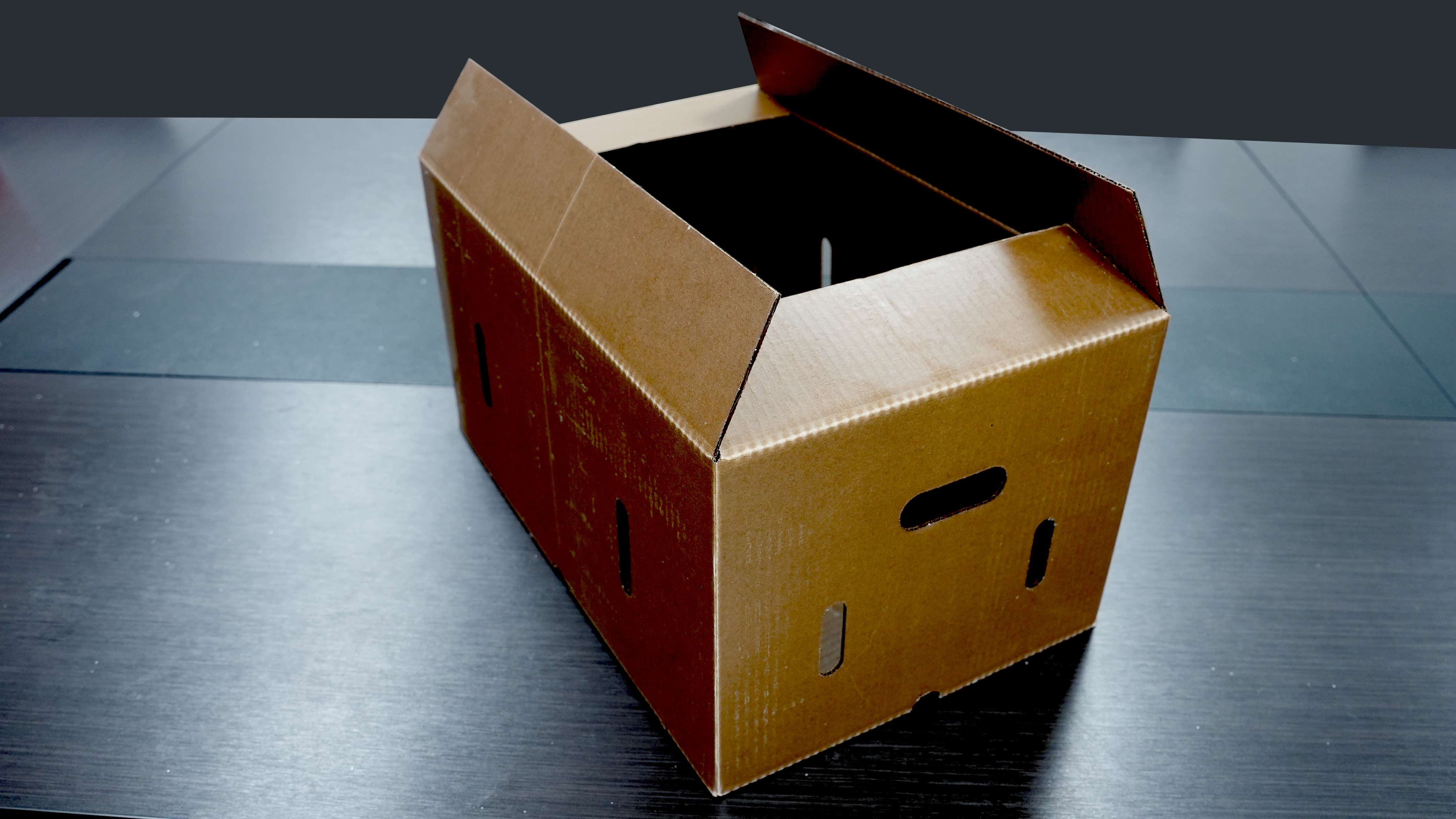 Waxed Cardboard Boxes Manufacturer: Crafting Durable Solutions for Your Packaging Needs